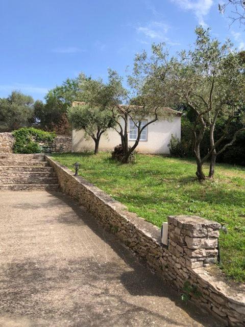 Villa Nimes Calme Esterno foto