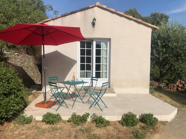 Villa Nimes Calme Esterno foto